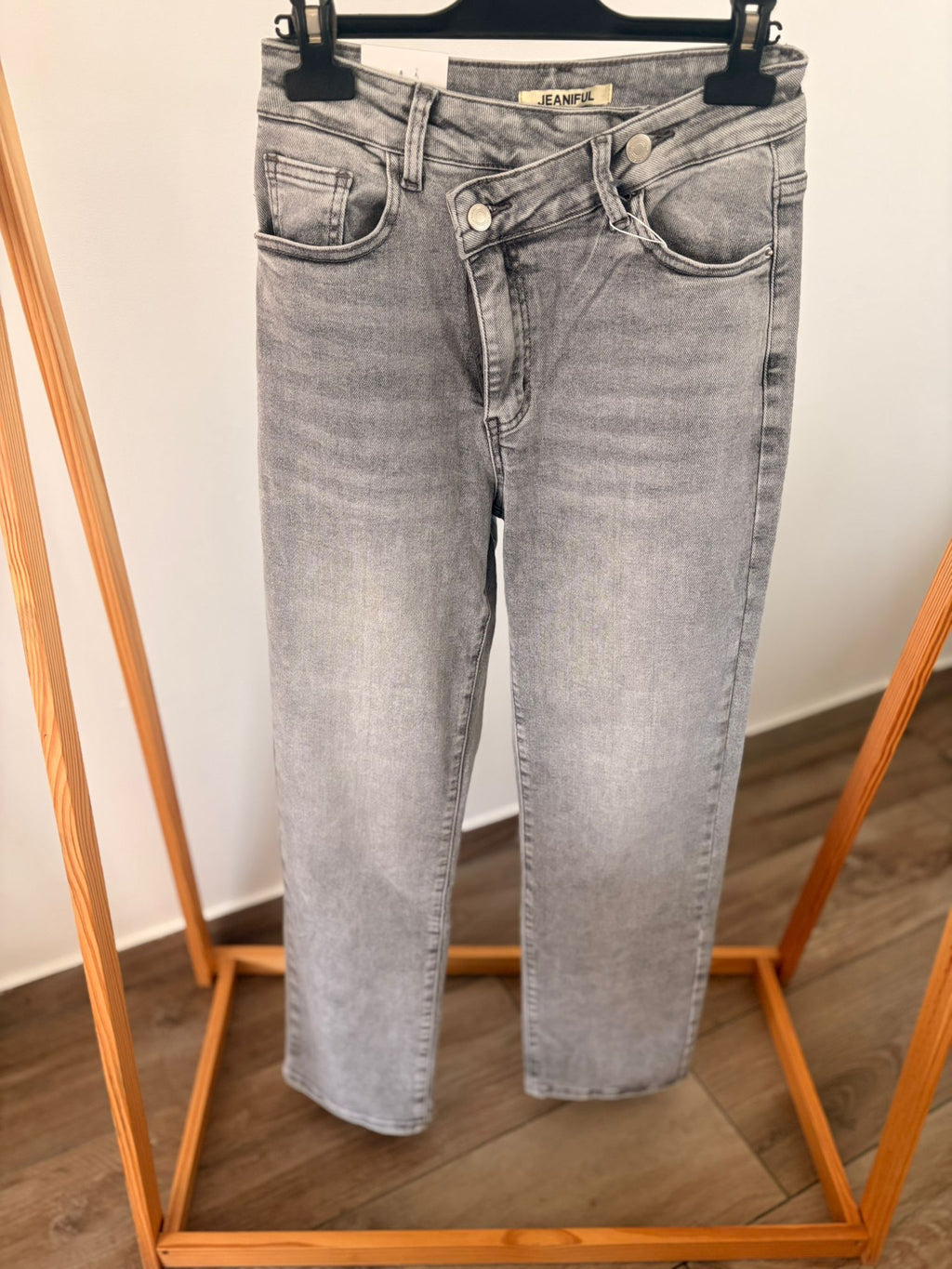 Jeans fermeture asymétrique gris