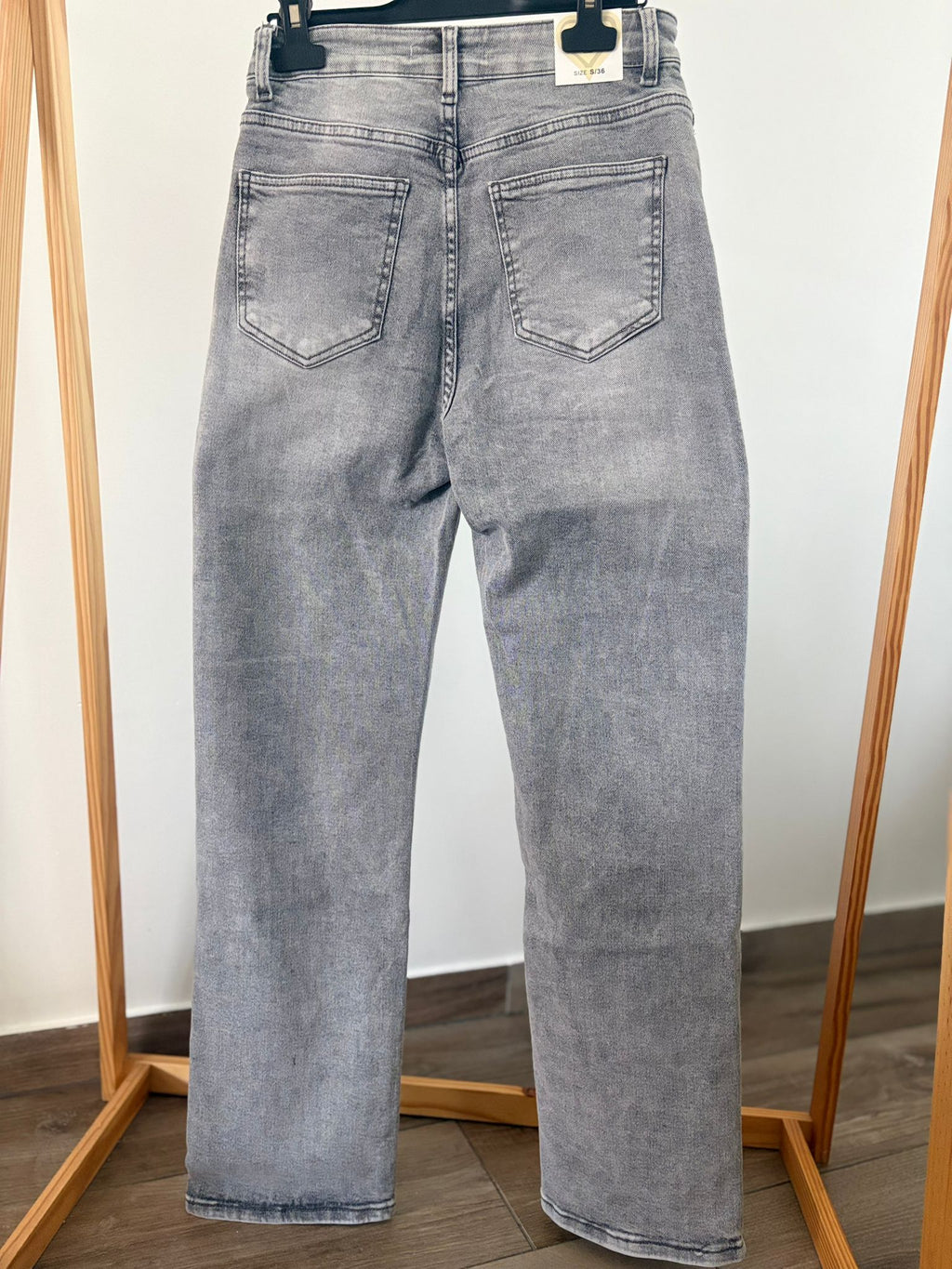Jeans fermeture asymétrique gris