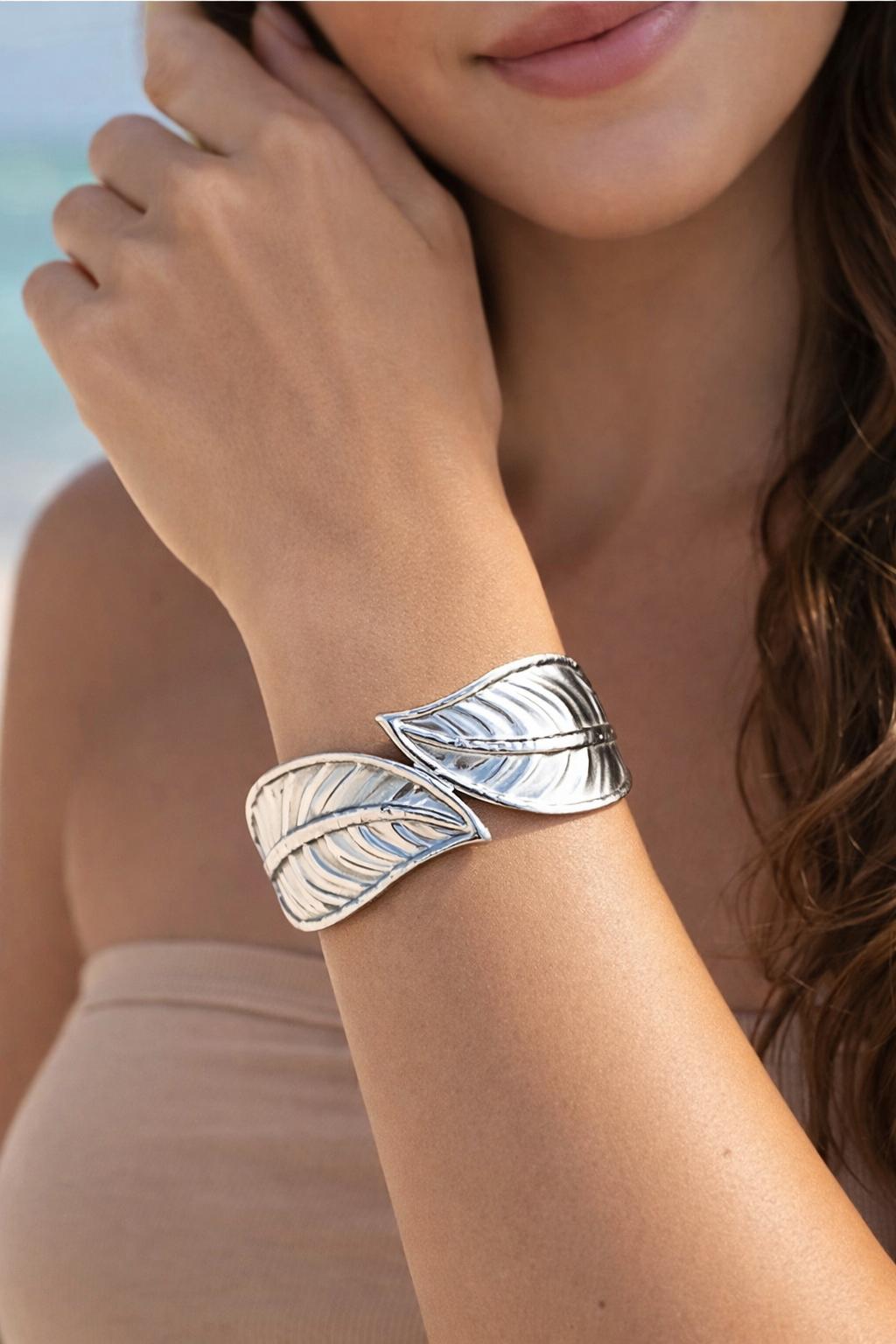 Bracelet Manchette Feuille  Acier Inoxydable