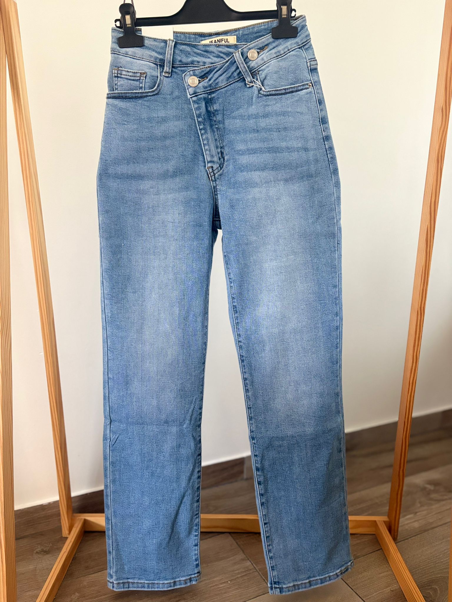 Jeans fermeture asymétrique bleu
